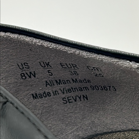 NWOT Lifestride Sevyn Pump 8w Black $49 Pointy Toe Professional Classic - Picture 8 of 15